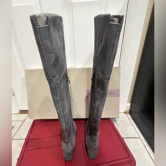 Clarks Barley Ray Grey Suede Boot size 8M - Picture 4 of 7